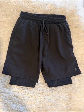 Balance Collection Black Layered Active Shorts for Boy’s Size S (8)